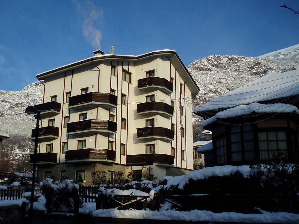 Hotel Au Soleil Saint-Vincent Extérieur photo