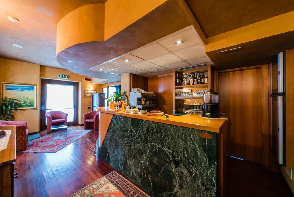 Hotel Au Soleil Saint-Vincent Extérieur photo