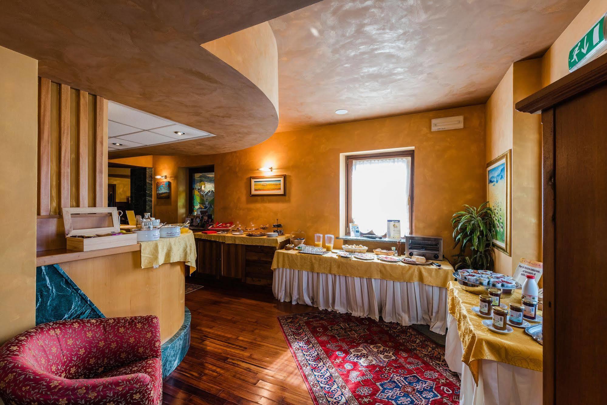 Hotel Au Soleil Saint-Vincent Extérieur photo